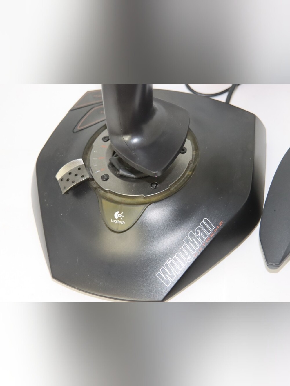 Logitech Wingman Extreme & Rumble Controllers - Picture 3 of 4